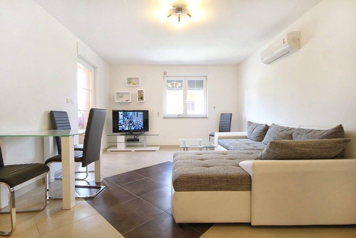 Apartment Borka เมดูลิน ภายนอก รูปภาพ